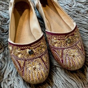 NEW Latigo Jeweled Genvieve Flats 7